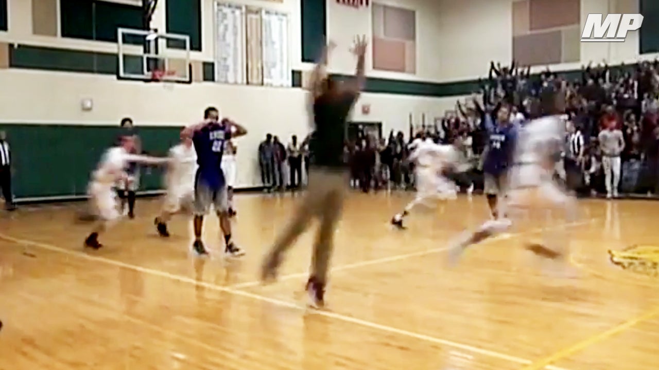 Announcer goes crazy after game-winner