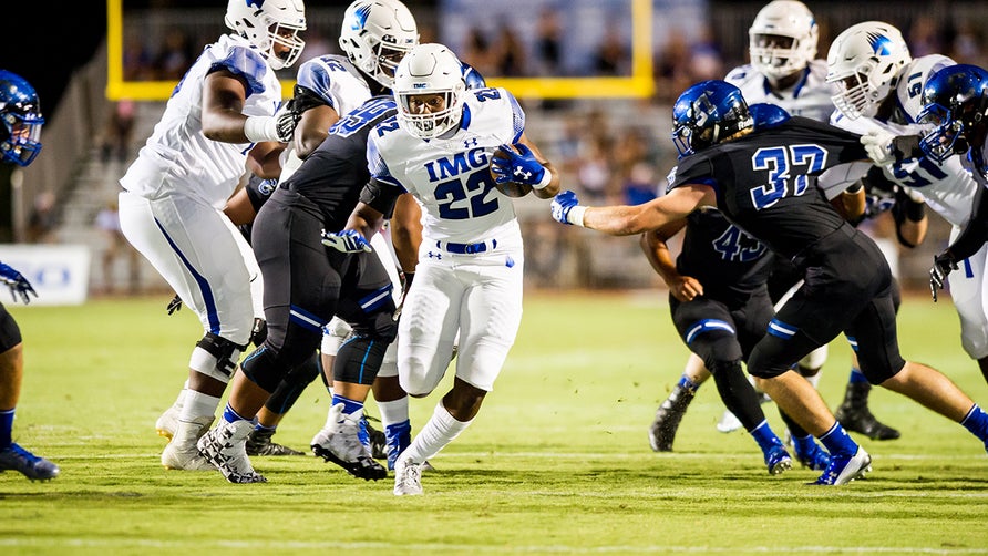 View images by photographer Darin Sicurello of No. 3 IMG Academy (FL) @ No. 14 Chandler (AZ).