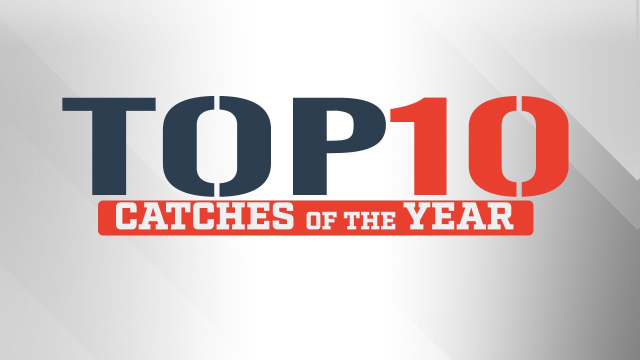 Top 10 Catches // 2017 Football