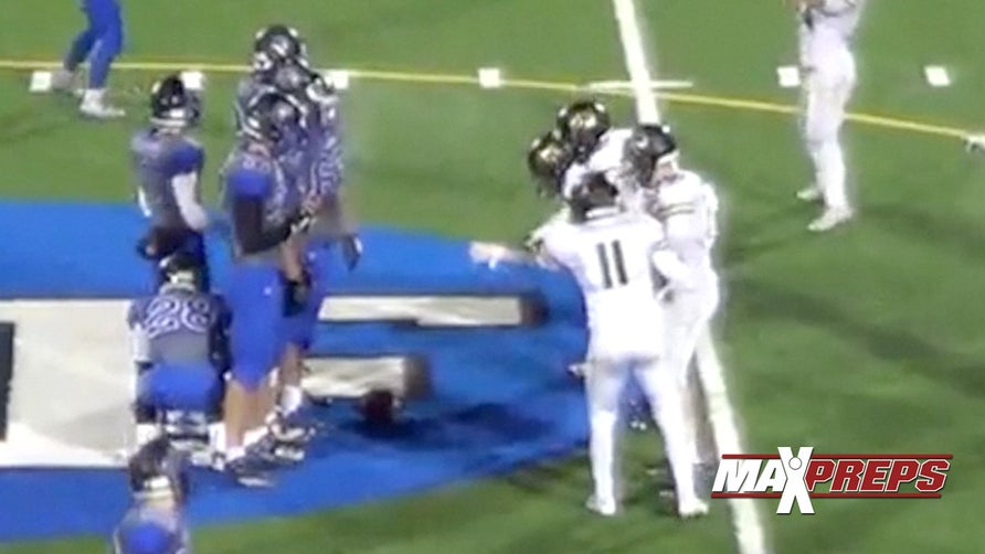 The St. Francis High School football team in Wheaton, Illinois, decided to pull out one of the best trick plays you will see in a long time. Hide and Seek with running back Dom Cosentino.