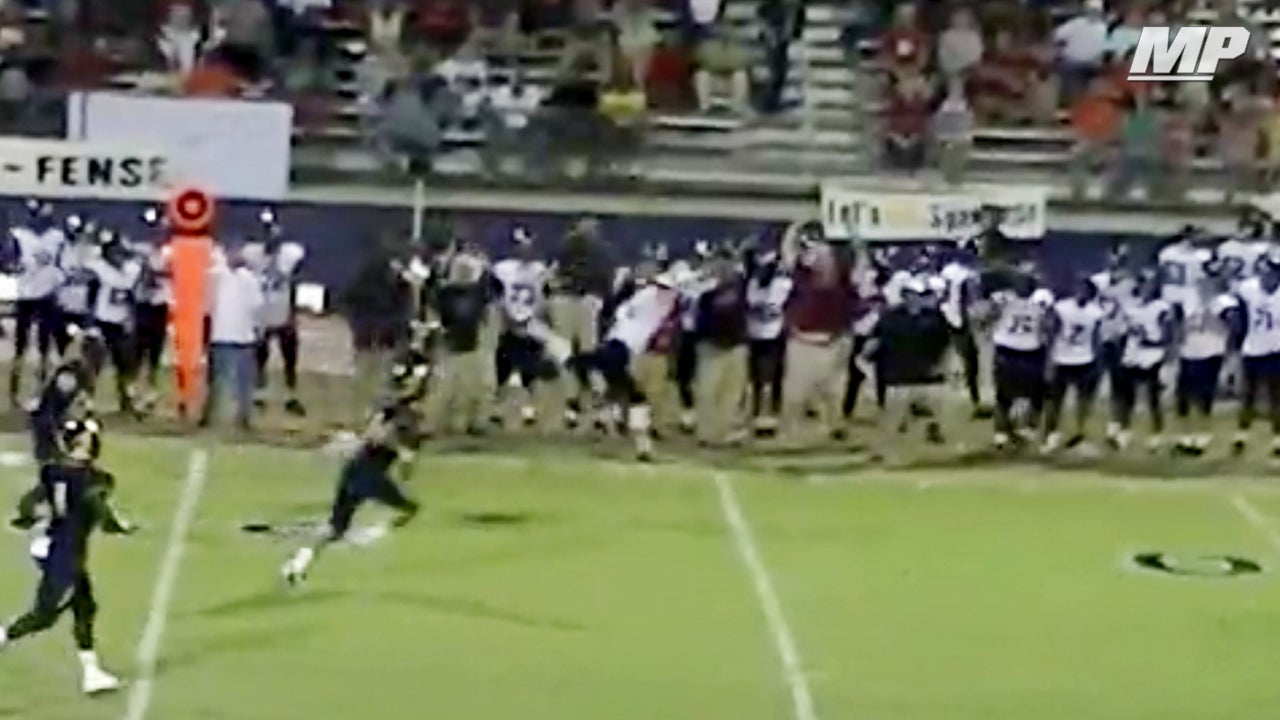 WR plucks ball out of air with one hand