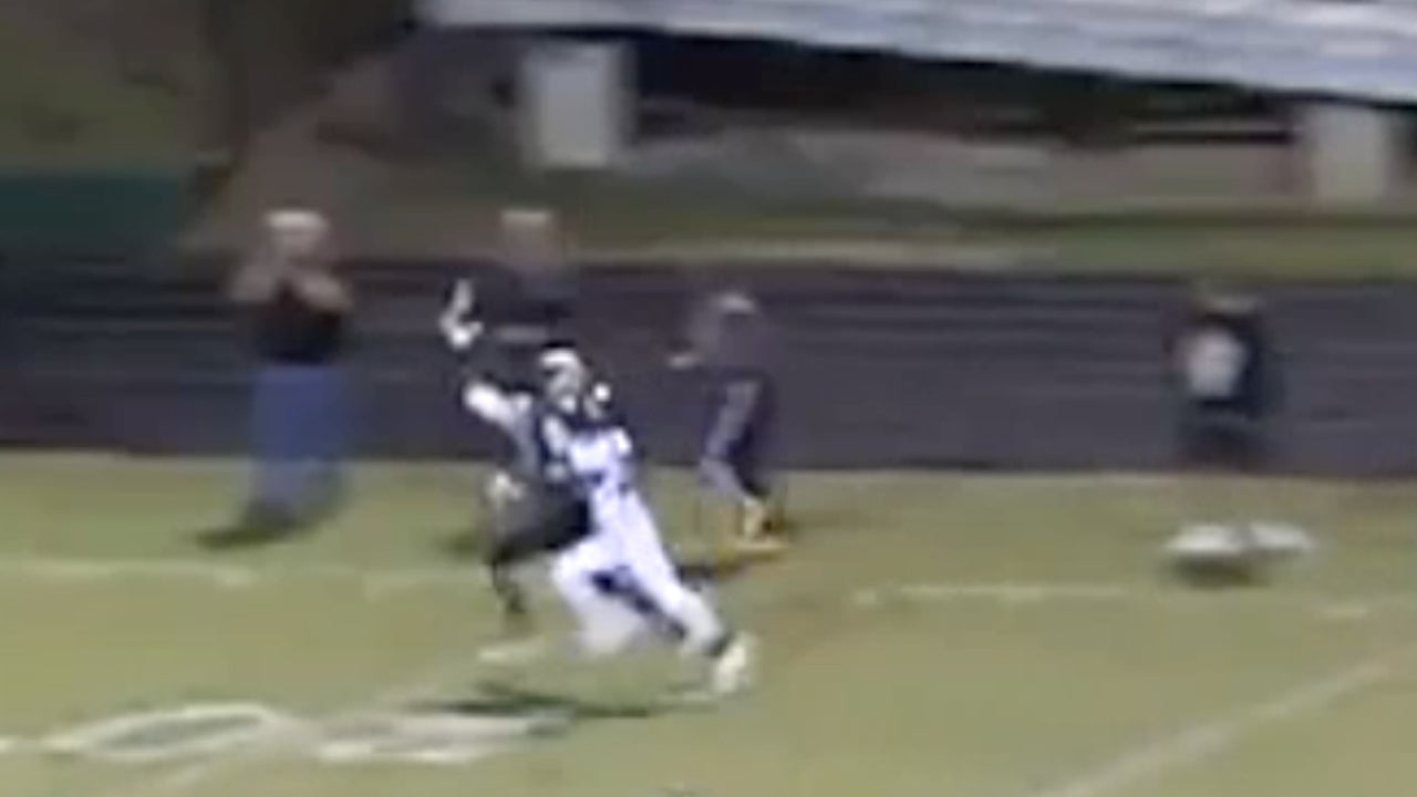 Junior's one handed grab