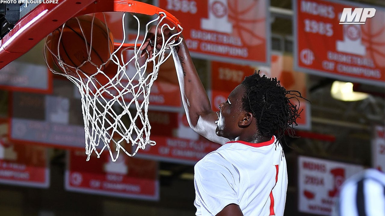 Bol Bol leads Mater Dei (CA) to semifinals