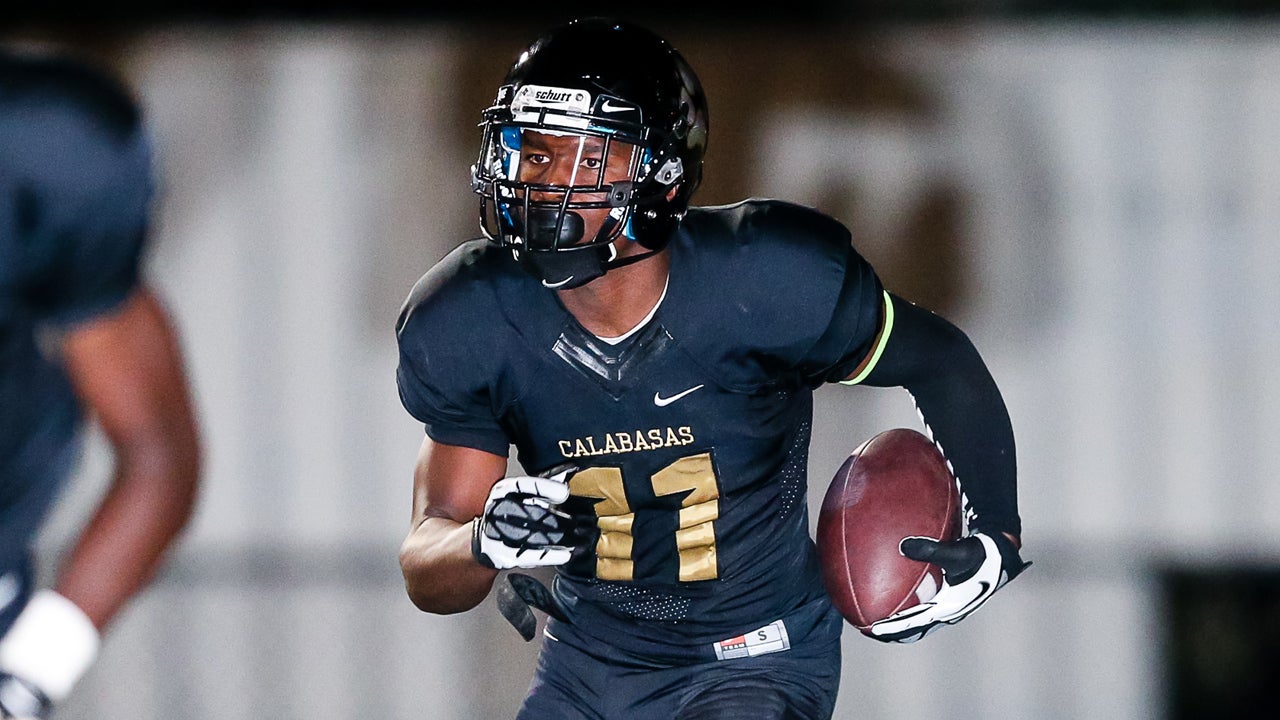 5-Star ATH scores five TD's, four different ways