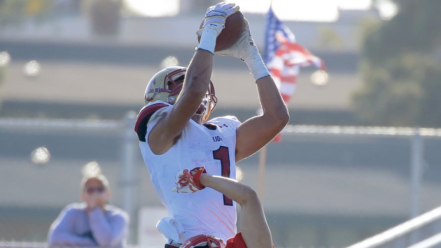 Ultimate highlights of Oaks Christian's (CA) four-star wide receiver Michael Pittman.