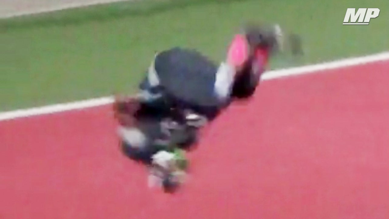 No. 1 WR lands front flip in endzone