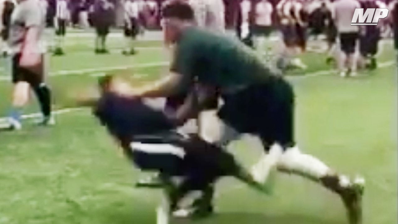 Offensive lineman is a savage