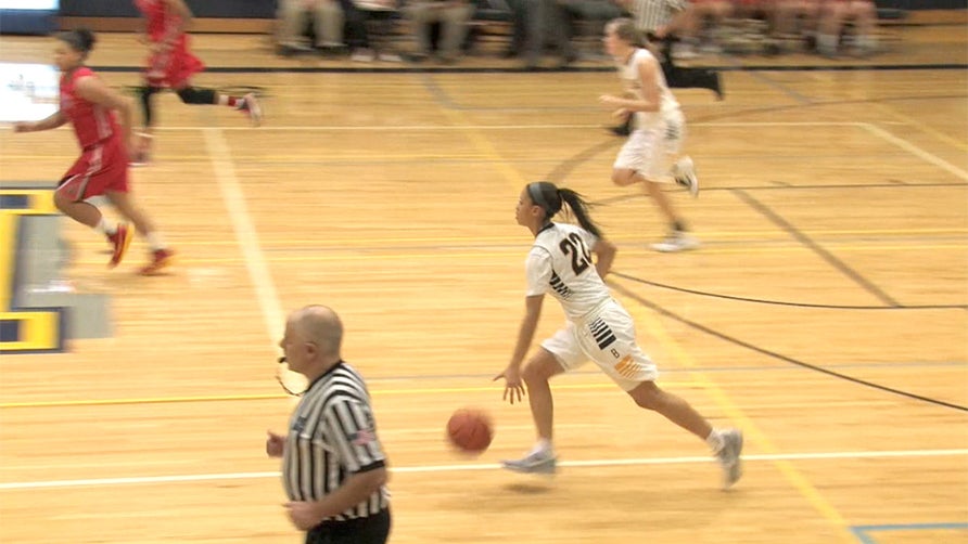 Bellevue (WA) - Anna Wilson Girls Basketball Highlights. Her brother Russell Wilson in attendance to watch her rule the court.