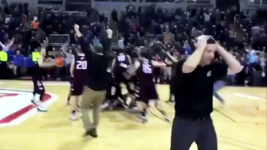 The top 5 plays of the week in high school basketball.