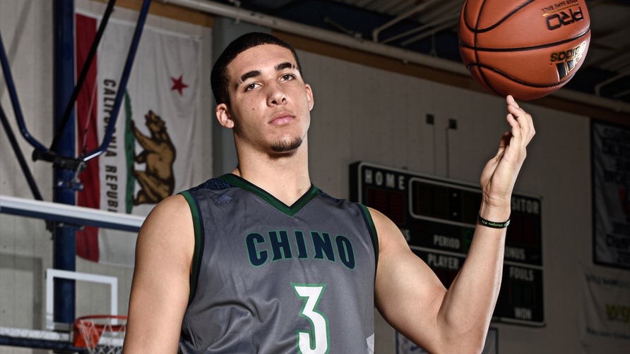 Highlights of Chino Hills (CA) three-star guard LiAngelo Ball.