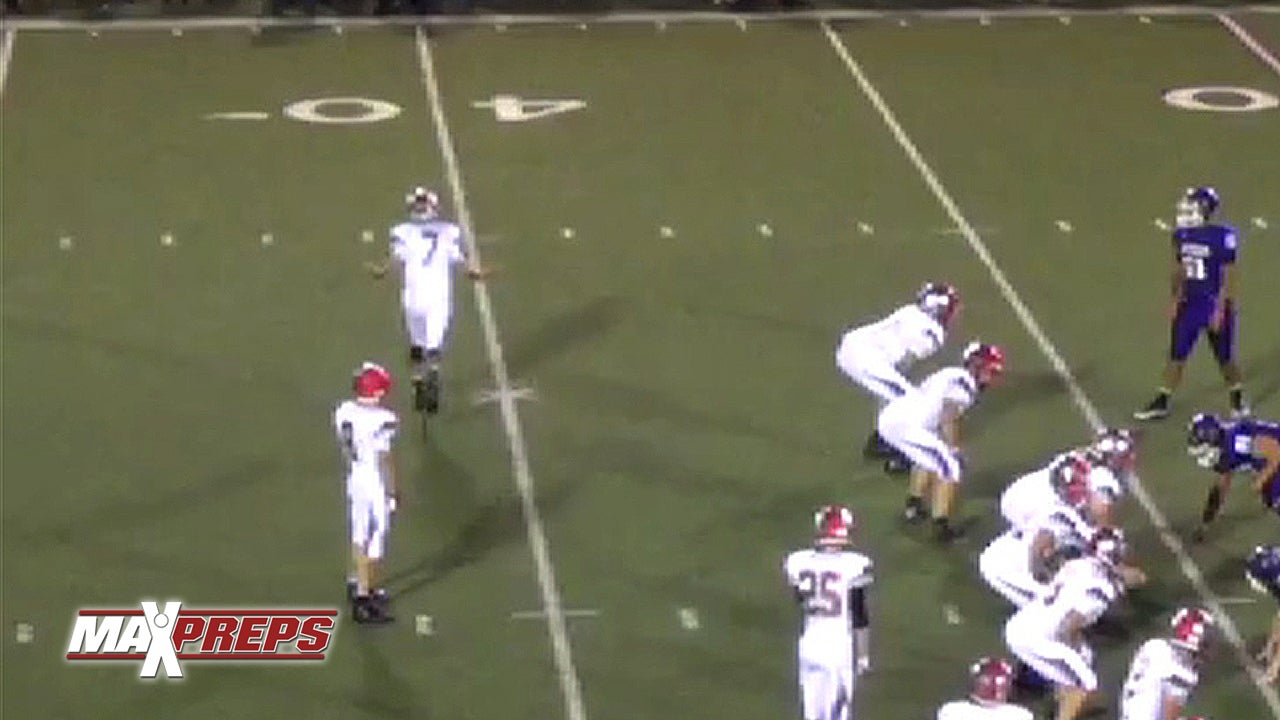 'Walk to the Sideline' Trick Play Works Perfectly