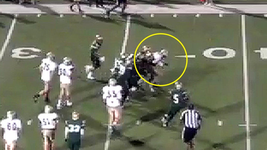 EJ Smith drags 5 defenders on his way to a first down. #MPTopPlay