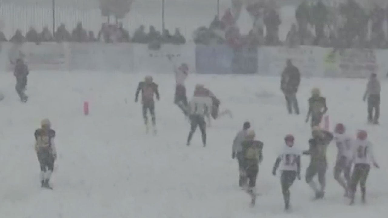 One-hand catch in snow