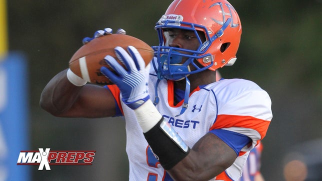 http://www.maxpreps.com/athlete/dorial-green-beckham/YVPhSfTuEeKZ5AAmVebBJg/default.htm

Highlights of Dorial Green-Beckham when he was a five-star WR at Hillcrest (MO). The 6'6" 235-pound wide receiver is drawing a lot of comparisons to the Detroit Lions' Calvin Johnson.