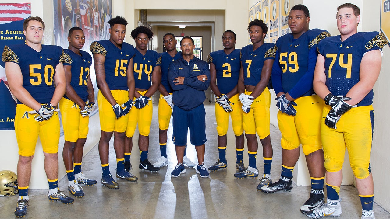 Photo Shoot: No. 5 St. Thomas Aquinas