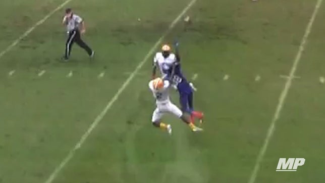 The broadcasters say it all as DJ Matthews proves yet again why he is one of the top receivers in the nation.