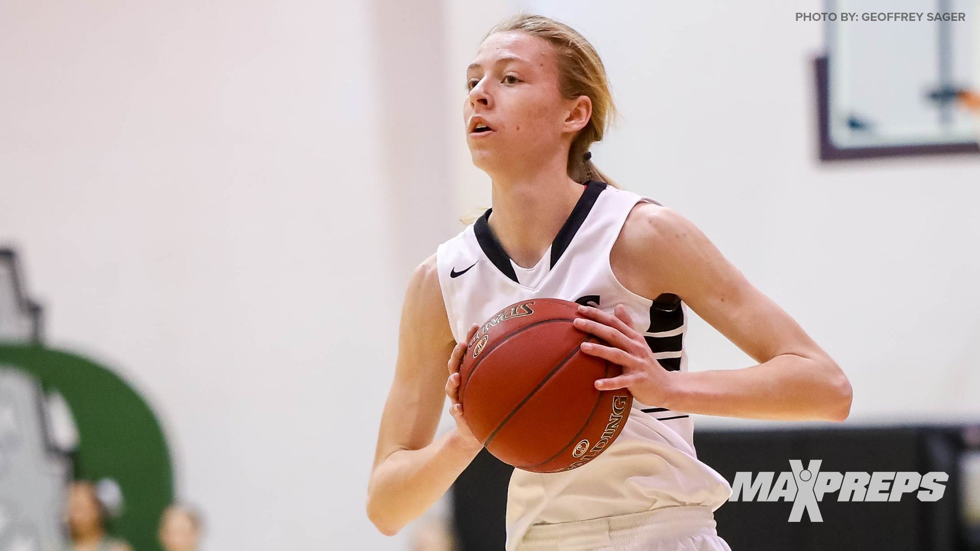 Nation's longest high school basketball win streak