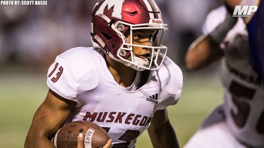 2019 highlights of Muskegon's (MI) 4-star athlete Cameron Martinez.
