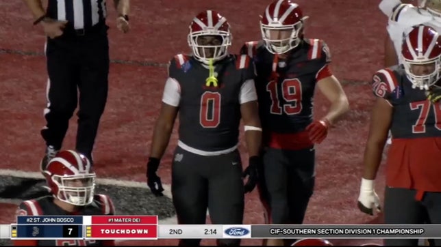 Highlights of Mater Dei's (Santa Ana, CA) 4-star running back Jordon Davison in the section championship game against St. John Bosco (Bellflower, CA) and Open Division state championship against De La Salle (Concord, CA).