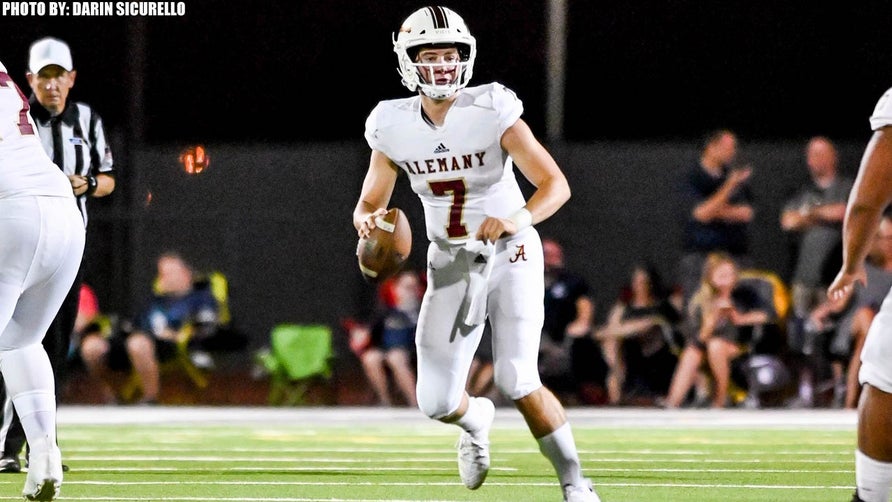 Junior highlights of Alemany's (CA) 4-star quarterback Miller Moss.