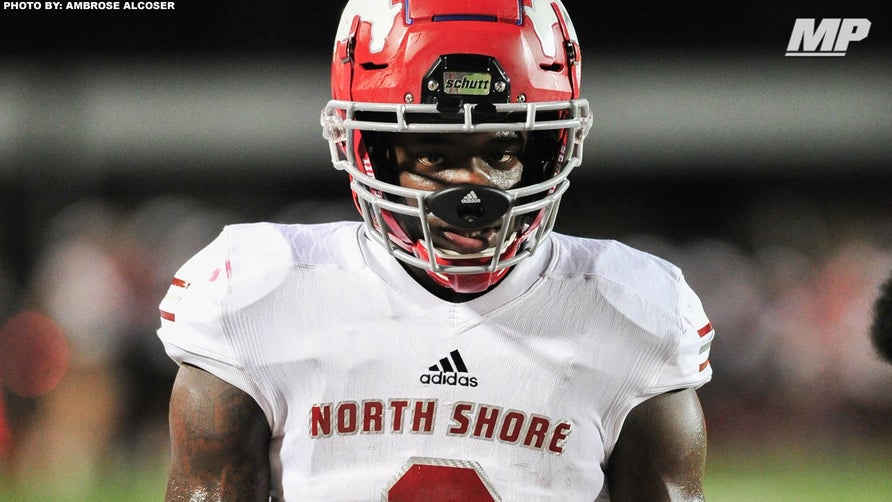 This week's rankings are presented by the Army National Guard. Mater Dei takes over at No. 1 after beating St. John Bosco in the CIF Southern Section Division I championship game. 

Get more information about the National Guard HERE: www.nationalguard.com