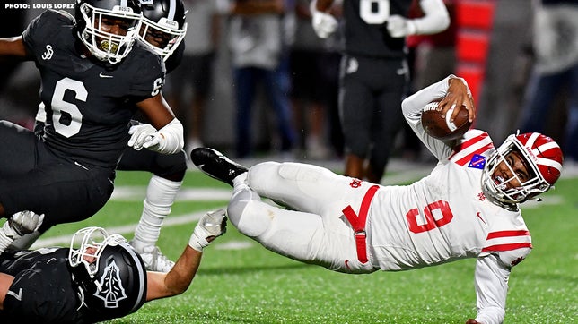 First half highlights of the St. John Bosco (Bellflower, CA) varsity football team vs. rival school Mater Dei (Santa Ana, CA) on October 25, 2019.
