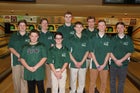 Fayetteville-Manlius Hornets Boys Varsity Bowling Winter 17-18 team photo.