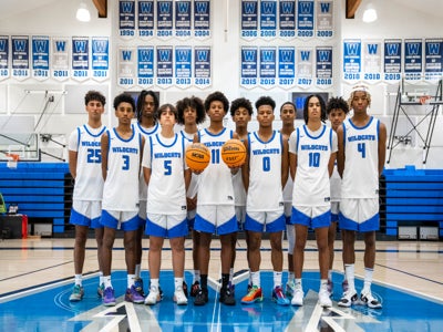 Varsity basketball outlet
