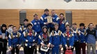 Gering Bulldogs Boys Varsity Wrestling Winter 22-23 team photo.