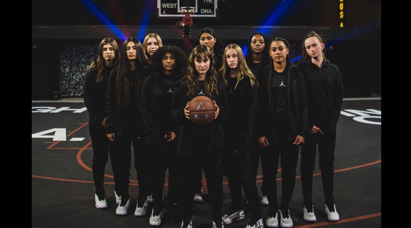 Roster - Crossroads Roadrunners (Santa Monica, CA) Girls Varsity Basketball  21-22