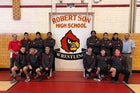 Robertson Cardinals Boys Varsity Wrestling Winter 17-18 team photo.