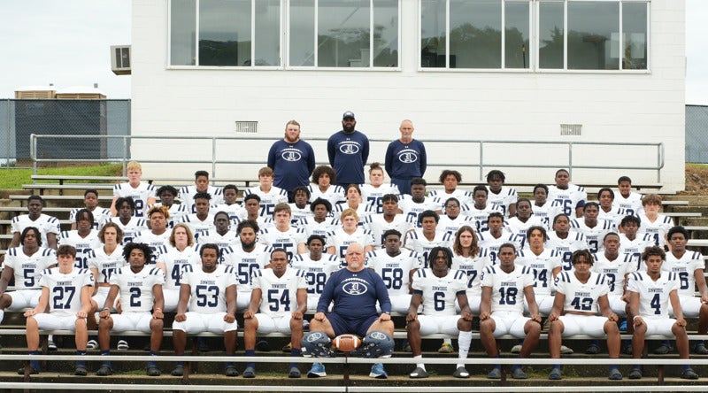 Dinwiddie High School Football: Dominating the Field